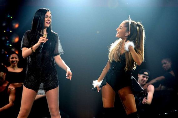 Ariana-Grande -2014-1